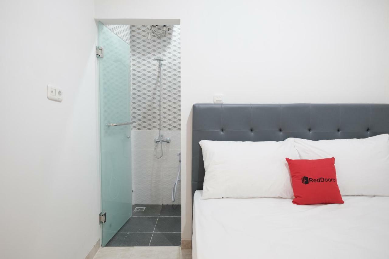 Reddoorz Near Taman Palem 호텔 자카르타 외부 사진